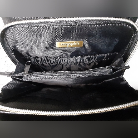 Easy Spirit Small Crossbody Bag - Picture 4 of 5